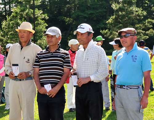 男子一般 左から優勝：松山紀夫さん、鈴木智さん