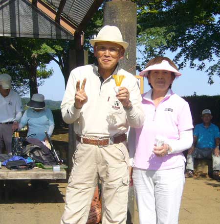 ベストグロス賞　男子：松山紀夫さん、女子：宮下久美子さん