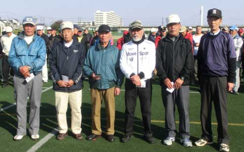 (男子一般クラス)左から1人目 優勝:相沢泰彦さん